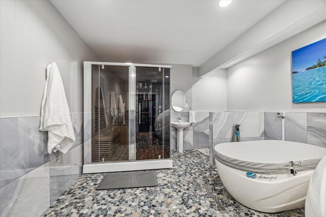 19430 Kessington Lane, Houston, TX 77094