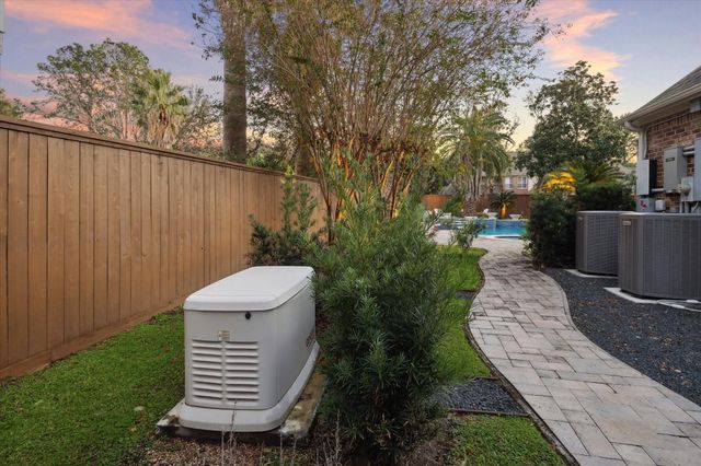 19430 Kessington Lane, Houston, TX 77094