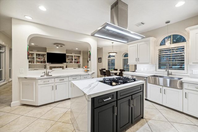 19430 Kessington Lane, Houston, TX 77094