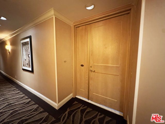 10520 Wilshire Boulevard 801, Los Angeles, CA 90024