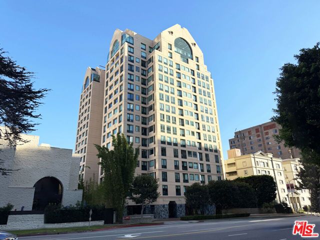 10520 Wilshire Boulevard 801, Los Angeles, CA 90024
