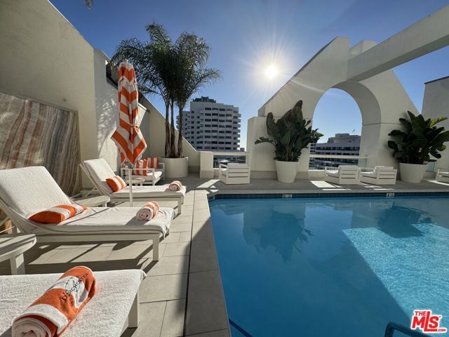 10520 Wilshire Boulevard 801, Los Angeles, CA 90024