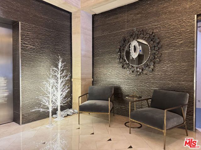 10520 Wilshire Boulevard 801, Los Angeles, CA 90024