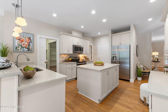 8816 Sawmill Creek Lane, Wilmington, NC 28411