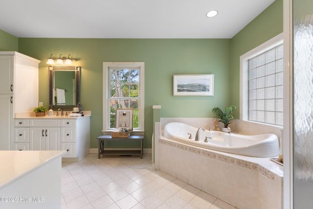 8816 Sawmill Creek Lane, Wilmington, NC 28411