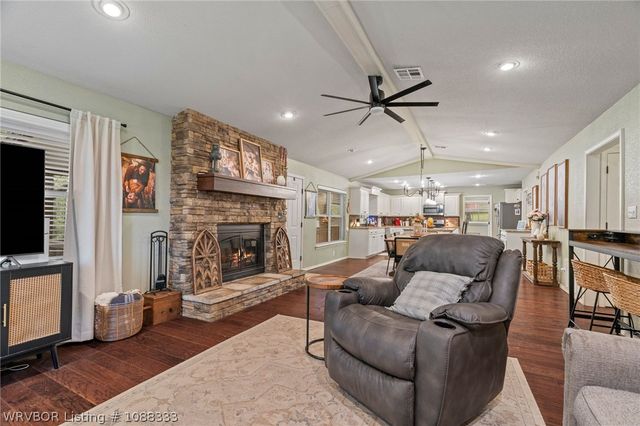 316 Bronzewood Lane, Van Buren, AR 72956