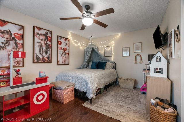 316 Bronzewood Lane, Van Buren, AR 72956