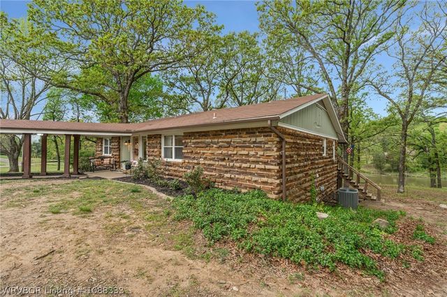 316 Bronzewood Lane, Van Buren, AR 72956