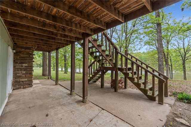 316 Bronzewood Lane, Van Buren, AR 72956