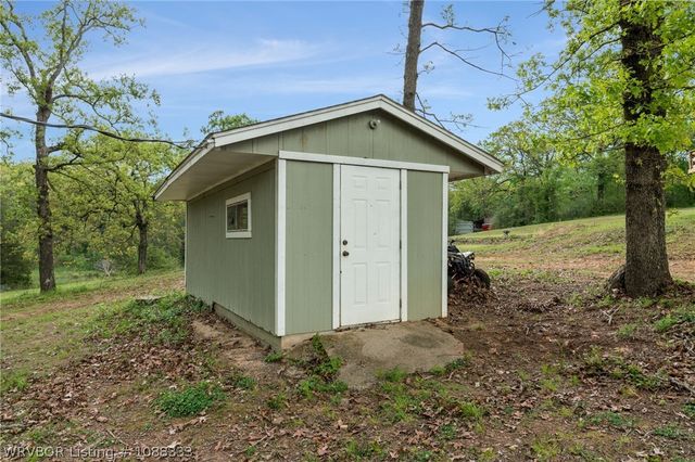 316 Bronzewood Lane, Van Buren, AR 72956