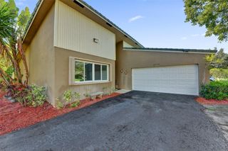2739 NW 122nd Ave, Coral Springs, FL 33065