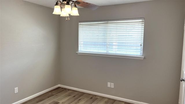 9959 El Chaco Street, Baytown, TX 77521