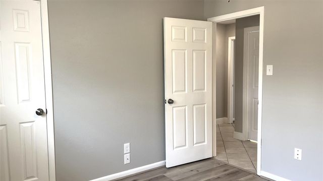 9959 El Chaco Street, Baytown, TX 77521