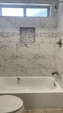 9959 El Chaco Street, Baytown, TX 77521