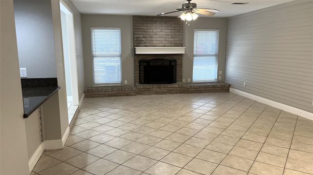 9959 El Chaco Street, Baytown, TX 77521