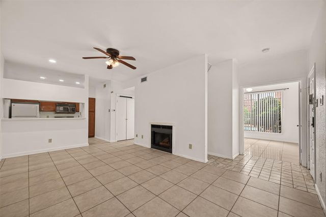2121 El Paseo 2005, Houston, TX 77054