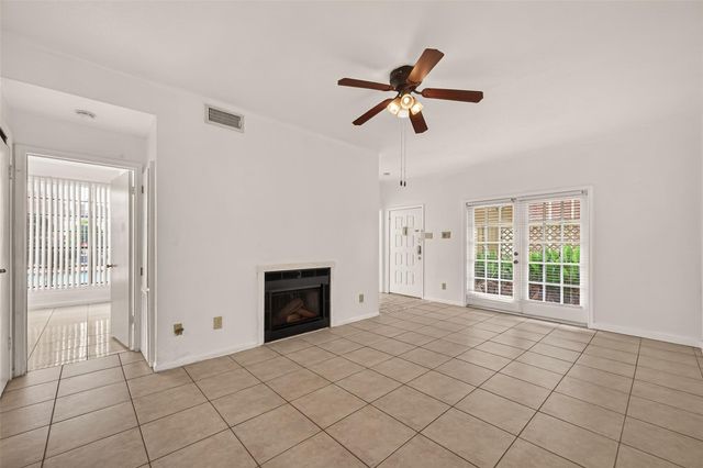 2121 El Paseo 2005, Houston, TX 77054