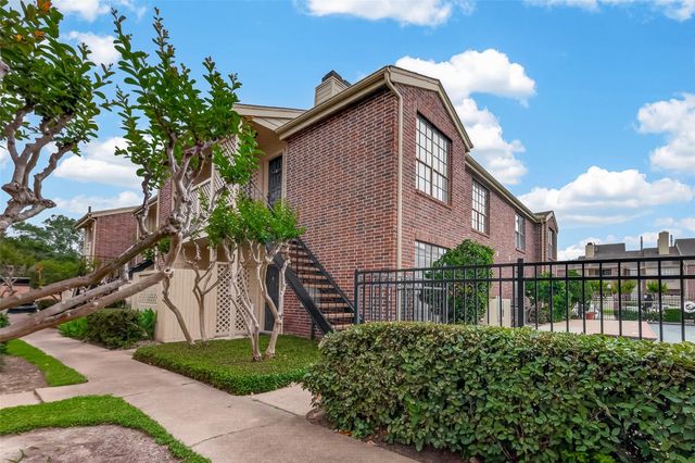 2121 El Paseo 2005, Houston, TX 77054
