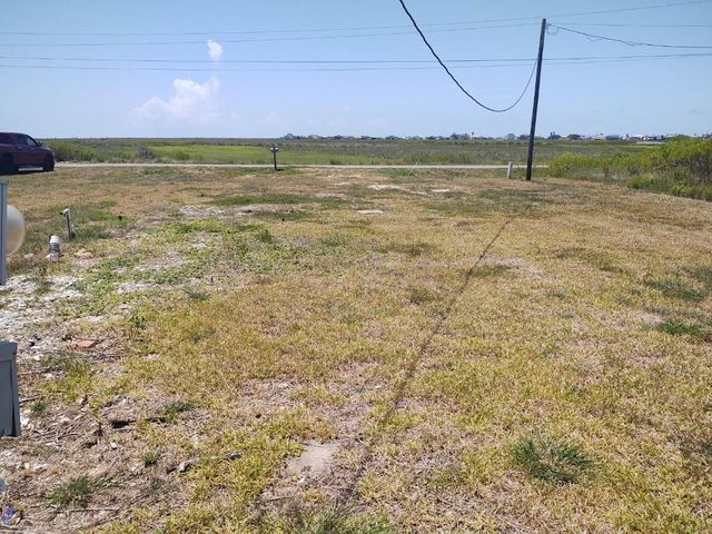 94 Neptune, Sargent, TX 77414