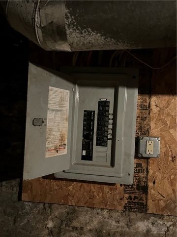 415 Bleakley Ave, New Castle, PA 16101