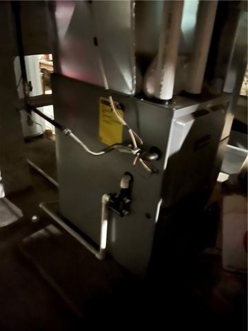 415 Bleakley Ave, New Castle, PA 16101