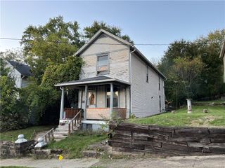 415 Bleakley Ave, New Castle, PA 16101