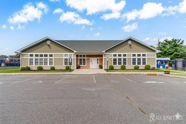 1126 Edpas Road, New Brunswick, NJ 08901