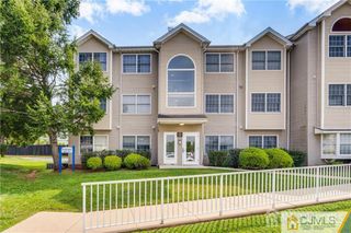 1126 Edpas Road, New Brunswick, NJ 08901