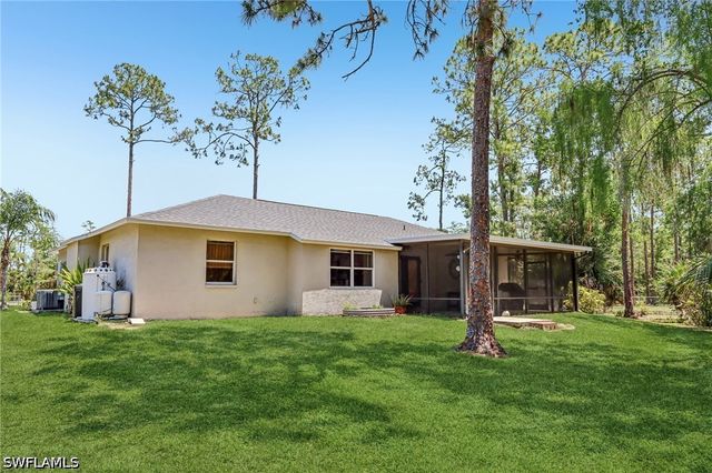 3360 2nd AVE NE, Naples, FL 34120