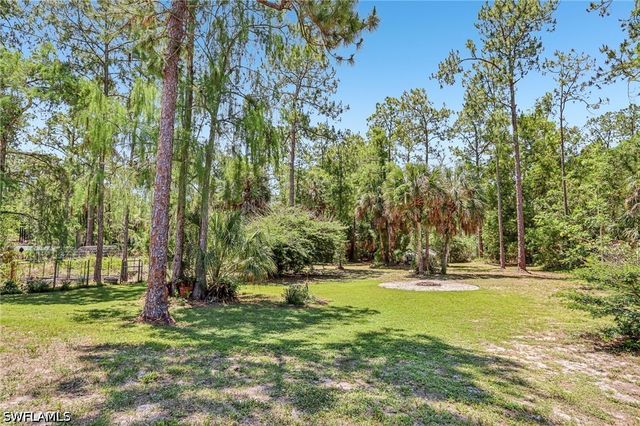 3360 2nd AVE NE, Naples, FL 34120