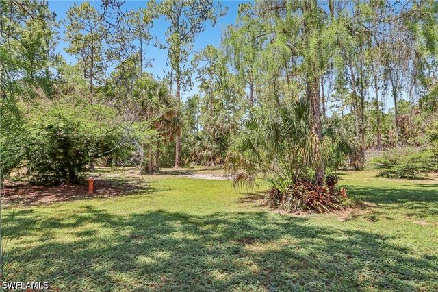 3360 2nd AVE NE, Naples, FL 34120