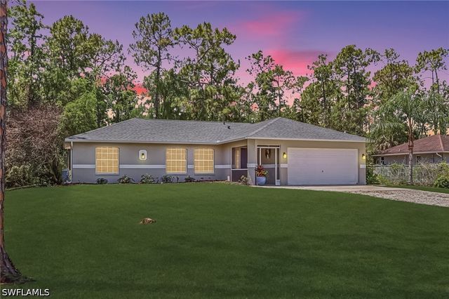3360 2nd AVE NE, Naples, FL 34120