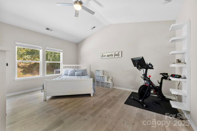 208 Paradise Hills Circle, Mooresville, NC 28115