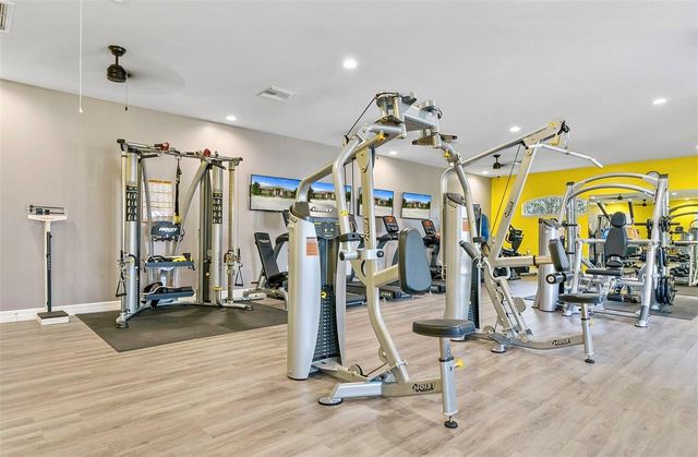 9139 SOUTHERN CHARM CIRCLE, Brooksville, FL 34613