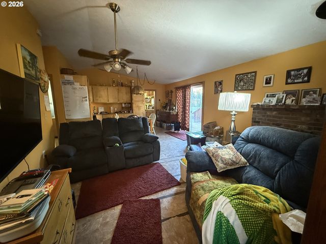 9045 DE JONG Rd, Amity, OR 97101