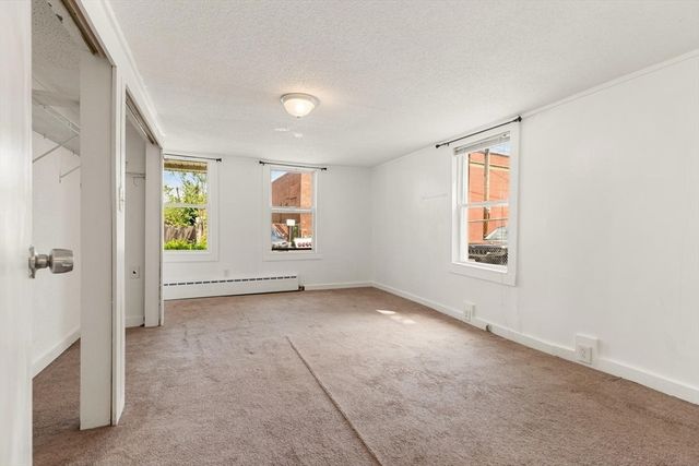 6 Minot St, Stoneham, MA 02180