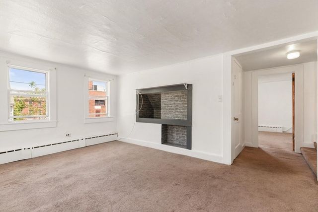 6 Minot St, Stoneham, MA 02180