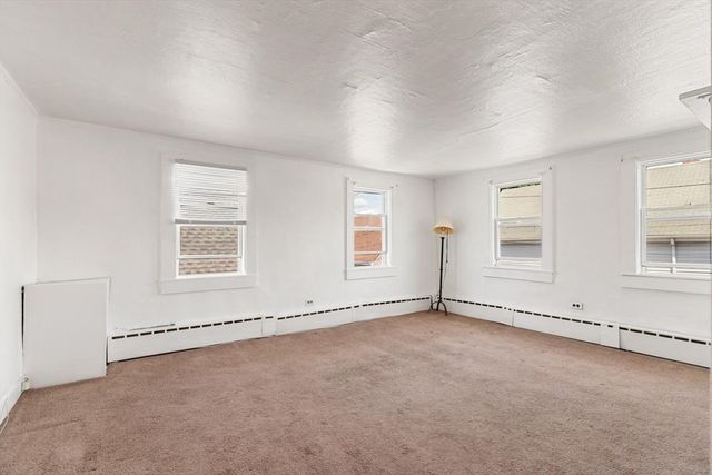 6 Minot St, Stoneham, MA 02180