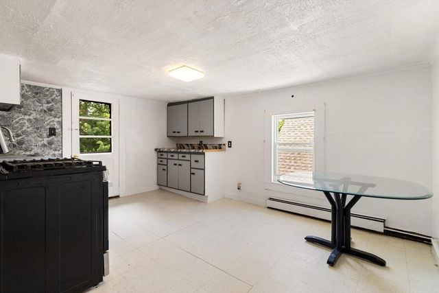6 Minot St, Stoneham, MA 02180