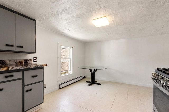 6 Minot St, Stoneham, MA 02180
