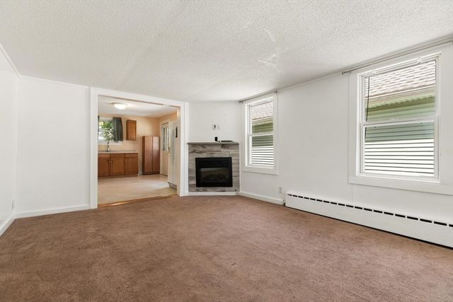 6 Minot St, Stoneham, MA 02180
