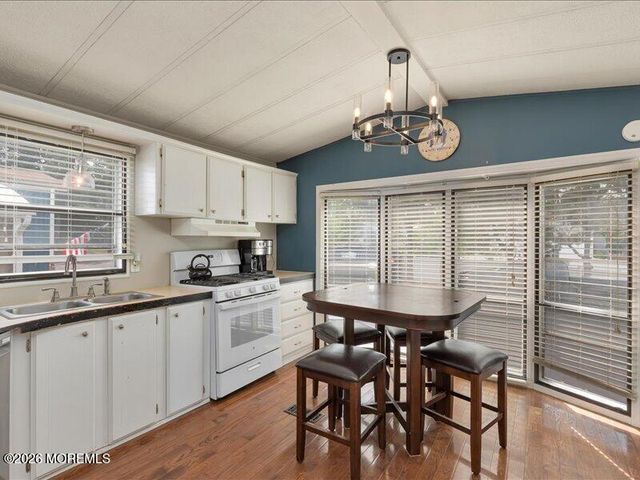 66 Shorehaven, Hazlet, NJ 07730
