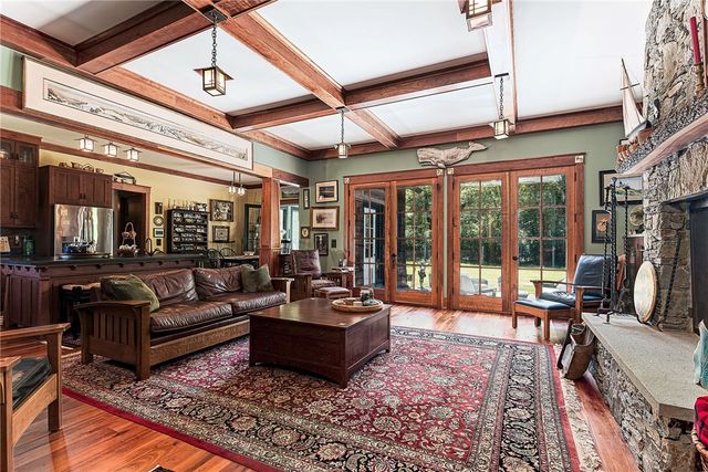 65 Blueberry Lane, Jamestown, RI 02835