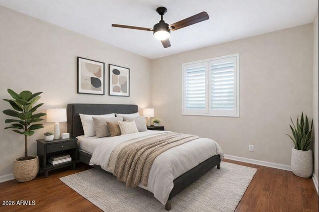 16 W WOOD Drive, Phoenix, AZ 85029