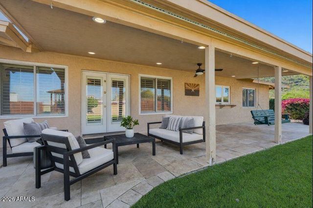 16 W WOOD Drive, Phoenix, AZ 85029