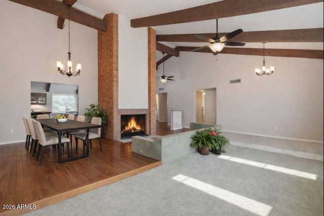 16 W WOOD Drive, Phoenix, AZ 85029