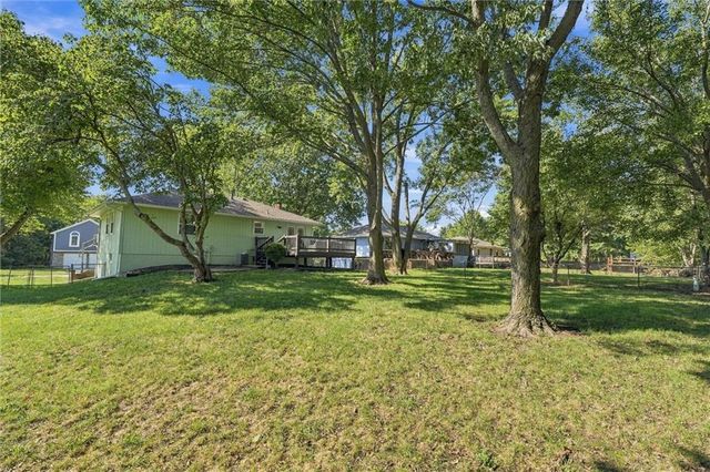 600 SW 35th Terrace, Lee's Summit, MO 64082