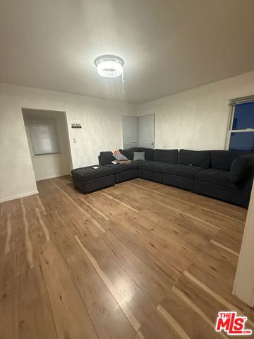 1437 17th Street A, Santa Monica, CA 90404