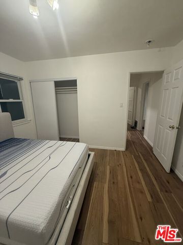 1437 17th Street A, Santa Monica, CA 90404