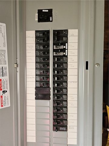 2945 Hills Church Rd, Murrysville, PA 15632